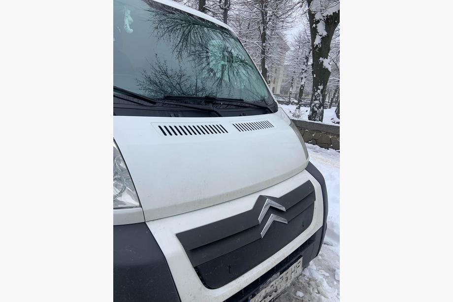 Citroen Jumper 2007–2025 Zimná maska chladiča (2006-2014) Lesklá Fotografia 5