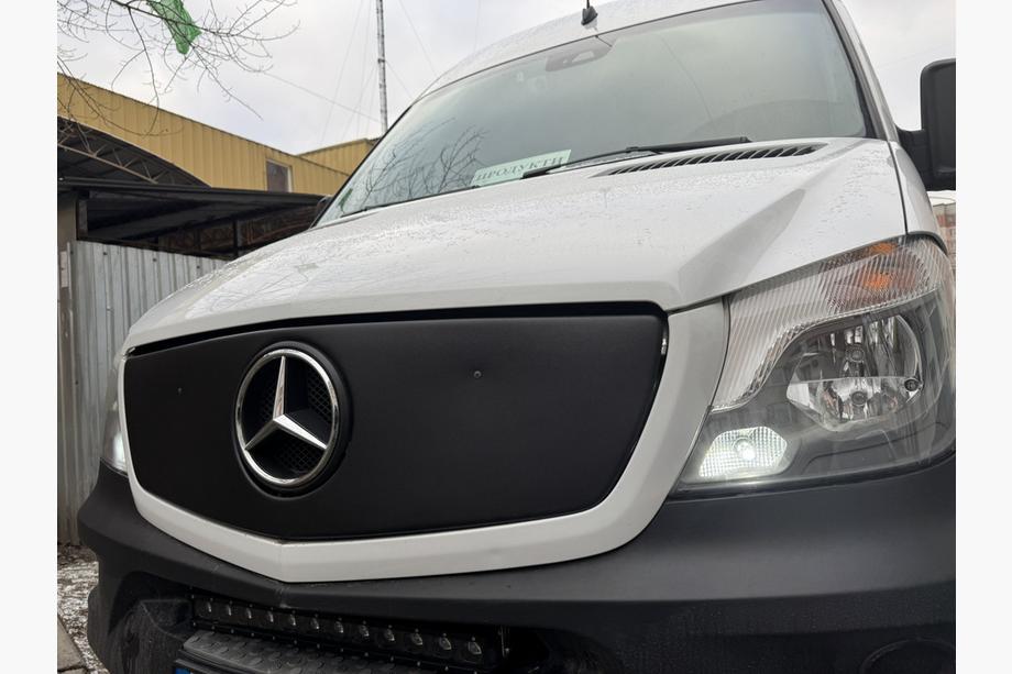 Mercedes Sprinter W906 2006–2018 Zimná clona na masku V1 (2013↗) Fotografia 3