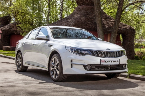 Recenzia aktualizovaného modelu Kia Optima