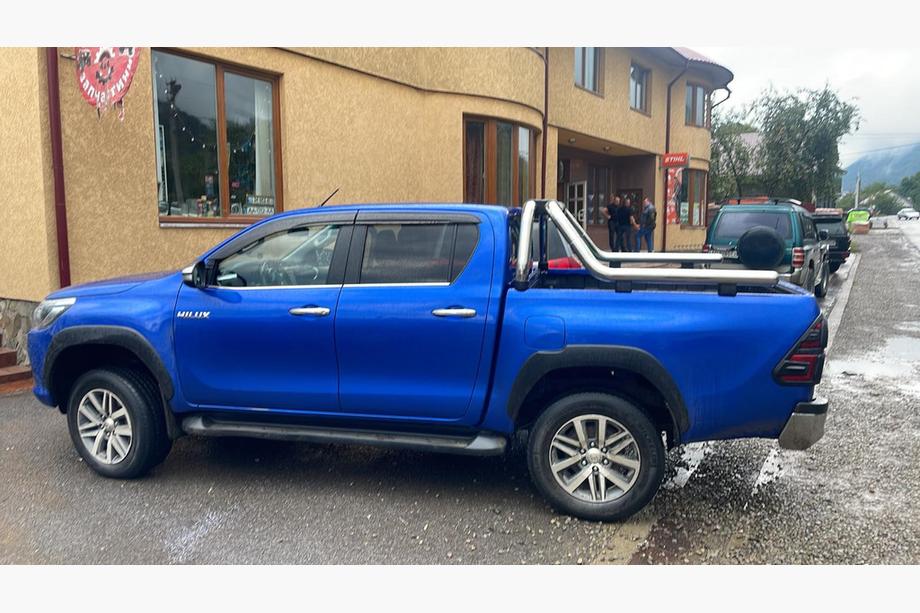 Toyota Hilux 2015– Ochranný oblúk karosérie (nerezová oceľ) Image