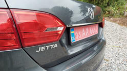 Volkswagen Jetta 2011–2018 Lišta nad ŠPZ OmsaLine (nerez) Čierny chróm fotografia 1