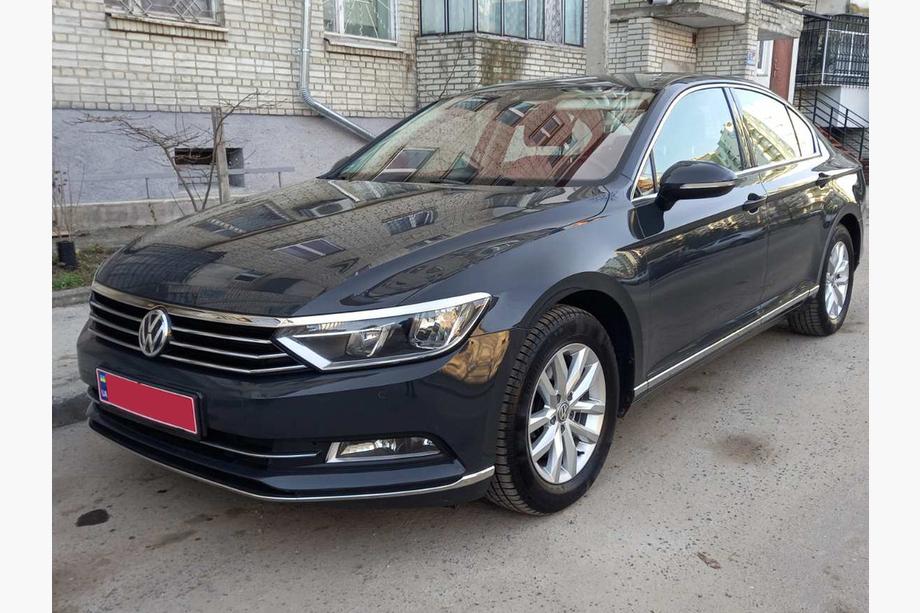 Volkswagen Passat B8 2015–2023 Chrómové lišty na predný nárazník (2015-2018, 3 ks, nerez) Carmos - turecká oceľ Image