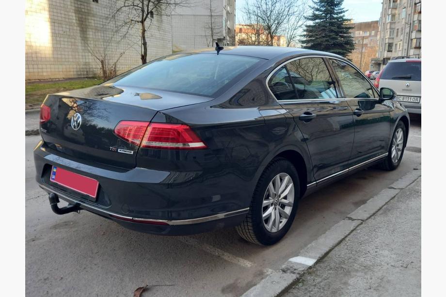 Volkswagen Passat B8 2015–2023 Nerezový kryt hrany zadného nárazníka SD/SW (3 ks) Fotografia 7