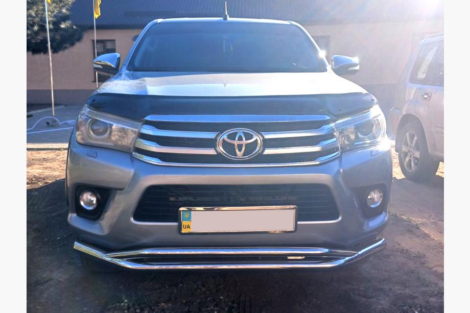 Toyota Hilux 2015– Predný dvojitý ochranný rám Vegas (2015-2020, nerez) d76/42 mm Fotografia 3