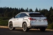 Recenzia crossoveru Lexus RX F Sport fotografia 2
