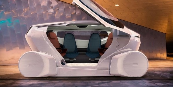 Spoločnosť NEVS predstavila automobil budúcnosti