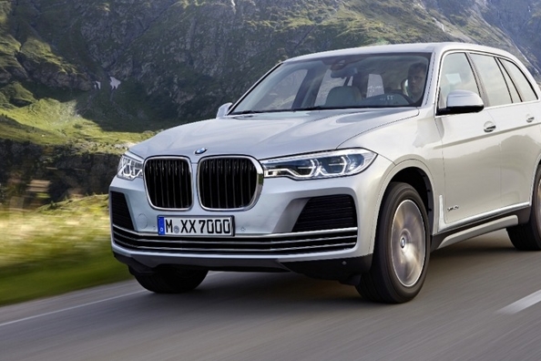 Vlajkový crossover BMW X7 predstavia na jeseň