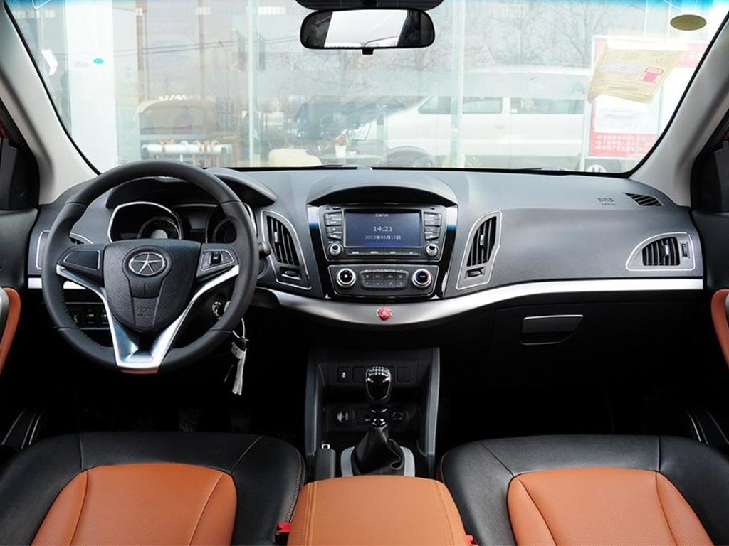 Recenzia crossoveru JAC S5