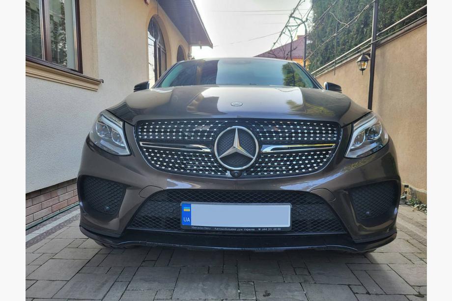 Mercedes GLE kupé C292 2015–2019 Tuningová maska chladiča (Diamond Silver) Image