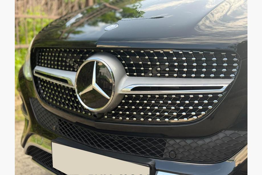 Mercedes GLE/ML сlass W166 2011–2018 Tuningová maska Diamond (GLE) Image
