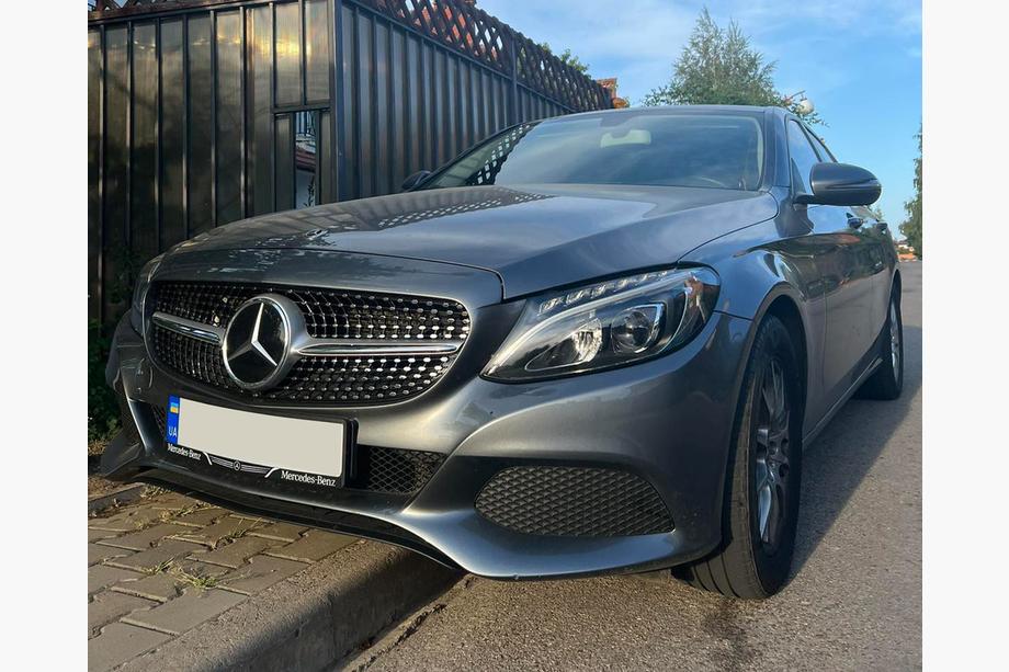 Mercedes C-class W205 2014–2021 Predná maska Diamond Silver (pre Avantgarde/AMG-Line/C43 AMG) 2018+, bez kamery Fotografia 3