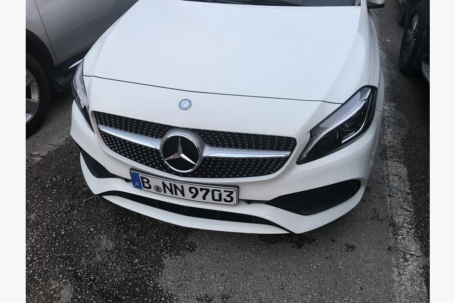 Mercedes C-class W205 2014–2021 Predná maska Diamond Silver (pre Avantgarde/AMG-Line/C43 AMG) 2018+, bez kamery Fotografia 8