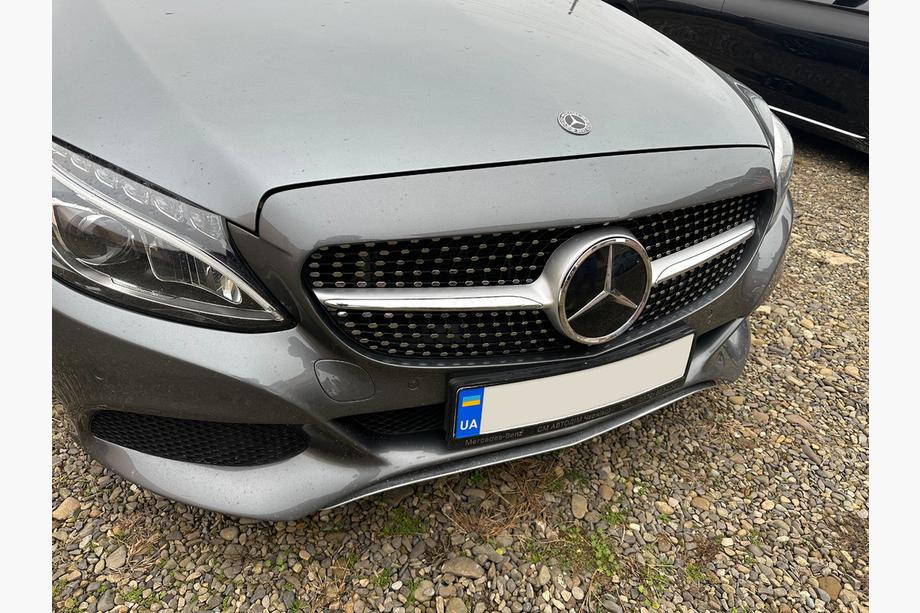 Mercedes C-class W205 2014–2021 Predná maska Diamond Silver (pre Avantgarde/AMG-Line/C43 AMG) 2018+, s kamerou Image