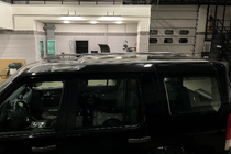 Land Rover Discovery IV 2009–2017 Strešné lyžiny Original model (sivé) fotografia 1