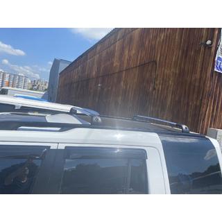 Priečniky na originálne strešné lyžiny (2 ks) Land Rover Discovery IV 2009–2017 fotografia 4