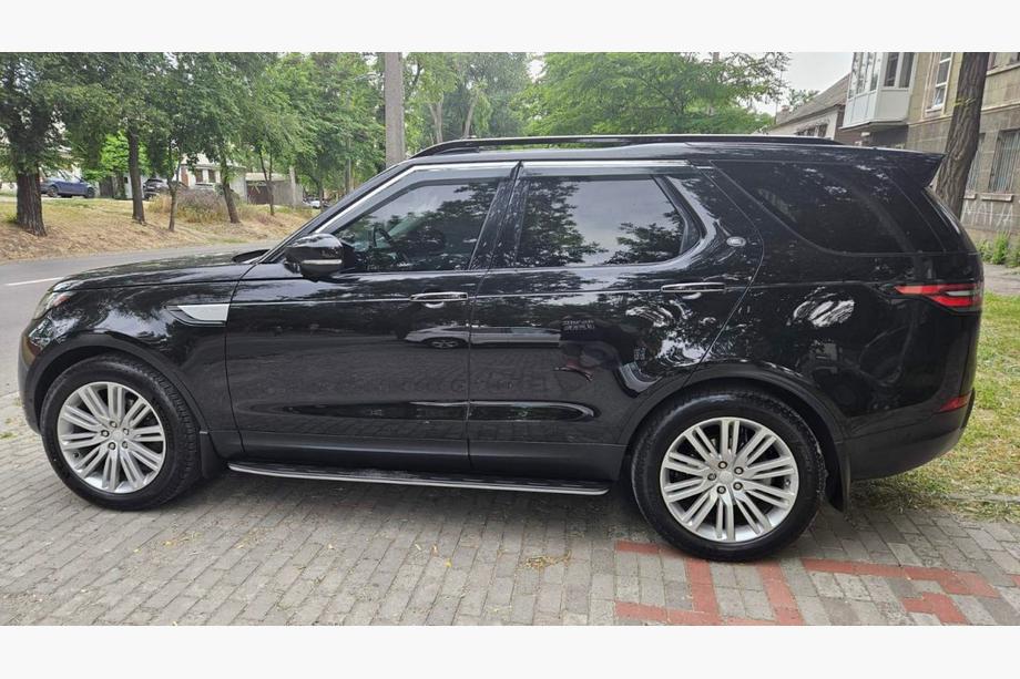 Land Rover Discovery V 2017– Bočné prahy (2 ks) Image