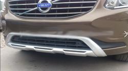 Volvo XC60 2009–2017 Predný a zadný lip spojler V1 (2014-2017) fotografia 2