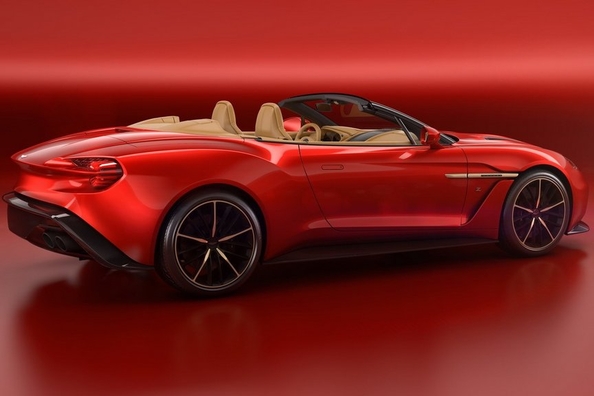 Aston Martin predstavil nové modifikácie športových áut