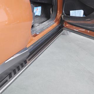 Bočné nášľapy V2 (2 ks) Nissan Murano 2014– fotografia 3