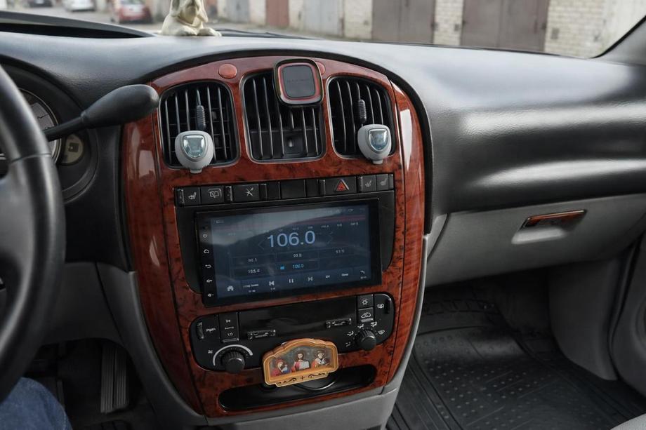 Chrysler Voyager 2001–2007 Kryty palubnej dosky (Meric) Hliník Image