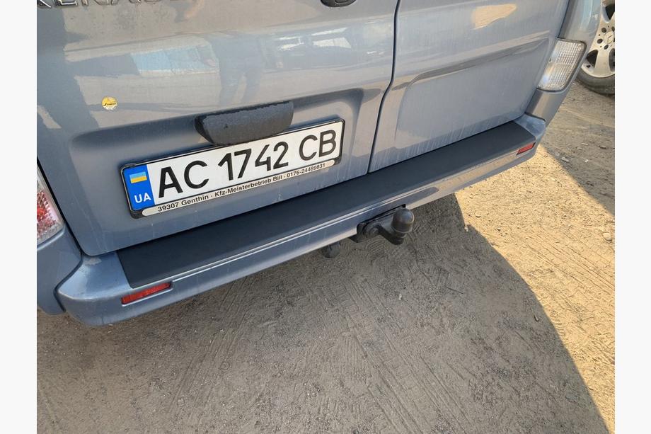 Opel Vivaro 2001–2015 Ochranná lišta zadného nárazníka DDU (ABS) Fotografia 9