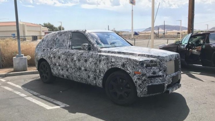 Spoločnosť Rolls-Royce uvedie na trh crossover
