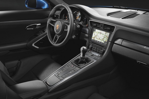 Porsche predstavilo špeciálnu verziu 911 GT3 Touring Package Fotografia 2