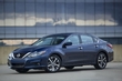 Recenzia sedanu Nissan Teana fotografia 3