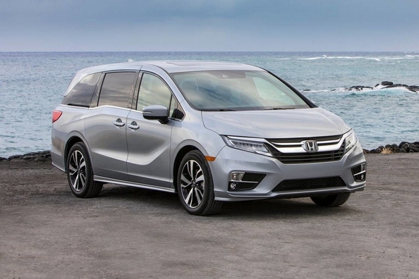 Recenzia minivanu Honda Odyssey