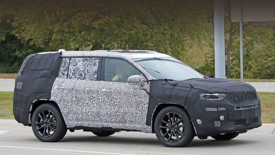 Jeep pripravuje uvedenie nového crossovera