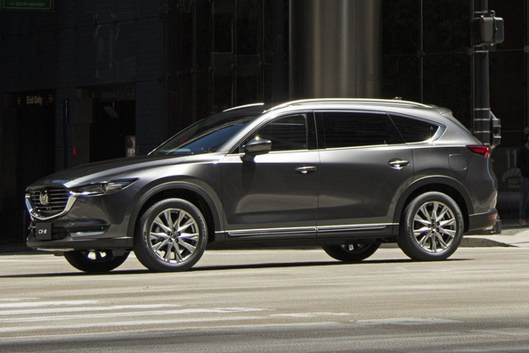Nový crossover Mazda CX-8 Fotografia 4