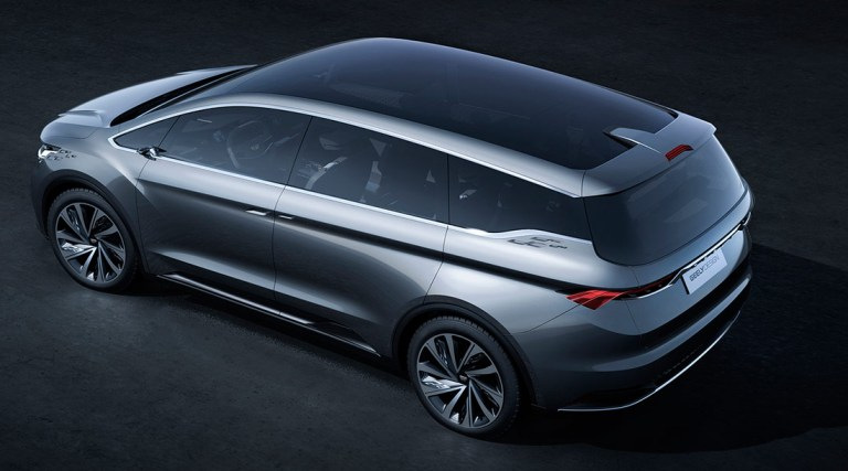 Geely plánuje uviesť svoj prvý minivan