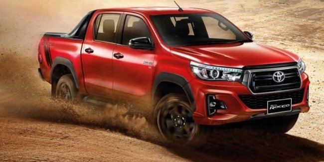 Toyota uvedie modernizovaný pick-up Hilux