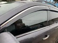 Chevrolet Captiva 2006–2019 Okenné deflektory s chrómovou lištou (4 ks, Niken) fotografia 2