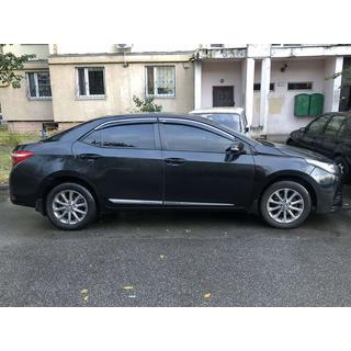 Okenné deflektory s chrómovou lištou (4 ks, Niken)