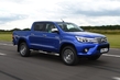 Recenzia pickupu Toyota Hilux fotografia 2