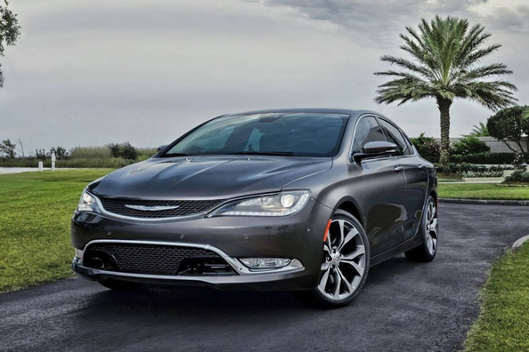 Koľko stojí nový Chrysler a aké sú jeho vlastnosti?