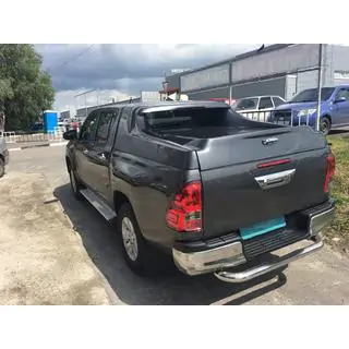 Hardtop na korbu FULL BOX Toyota Hilux 2015– fotografia 3
