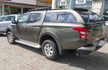 Mitsubishi L200 2015–2024 Hardtop (posuvné okná) fotografia 2
