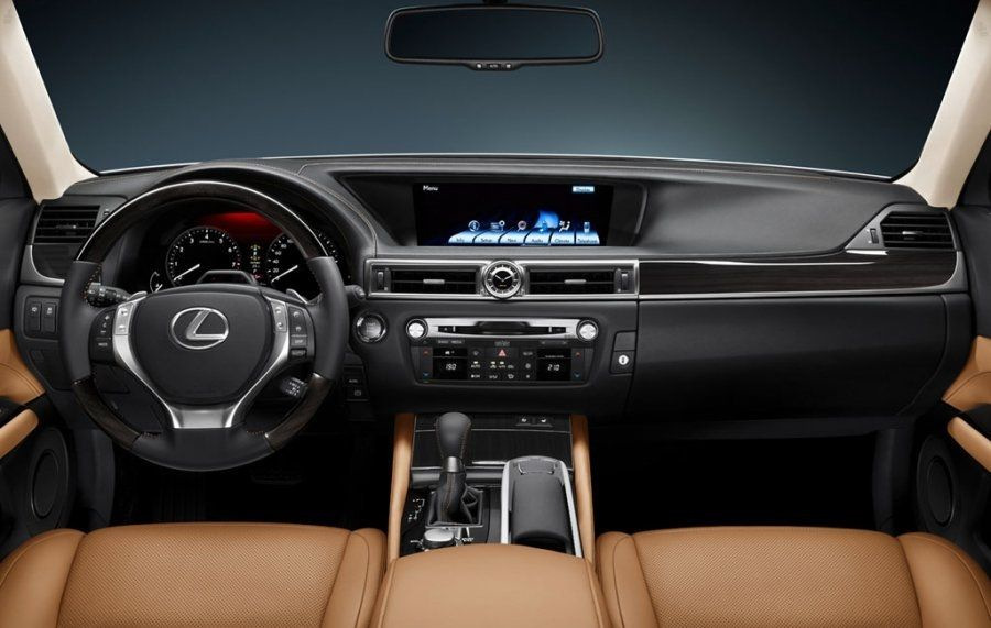 Recenzia sedanu Lexus GS