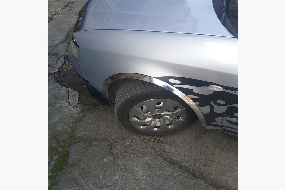 Audi A6 C5 1997–2001 Nerezové lemy blatníkov (4 ks) Image