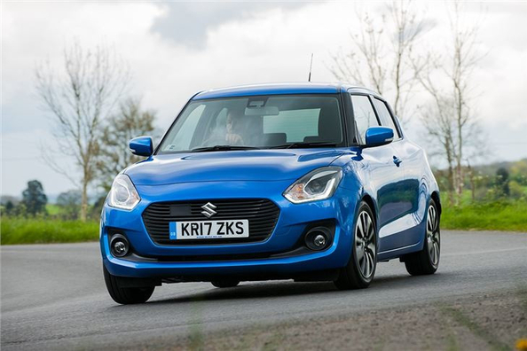 Recenzia hatchbacku Suzuki Swift novej generácie
