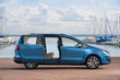 Minivan Volkswagen Sharan druhej generácie fotografia 3