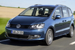 Minivan Volkswagen Sharan druhej generácie fotografia 1