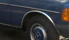 Mercedes W123 1975–1986 Nerezové lemy blatníkov (4 ks) fotografia 4