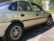 Opel Vectra B 1995–2002 Nástavce lemov blatníkov (4 ks, čierne) fotografia 1
