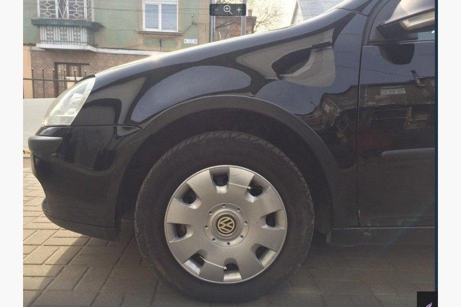 Volkswagen Golf Plus 2004–2014 Nástavce lemov blatníkov (4 ks, čierne) Image