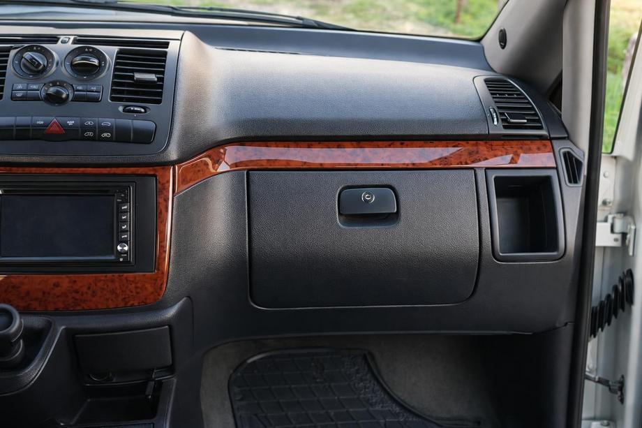 Mercedes Vito W639 2004–2014 Kryty palubnej dosky (Meric, lišty) Image