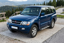 Mitsubishi Pajero Wagon III 1999–2006 Bočné prahy Sunrise (2 ks, hliník) fotografia 1