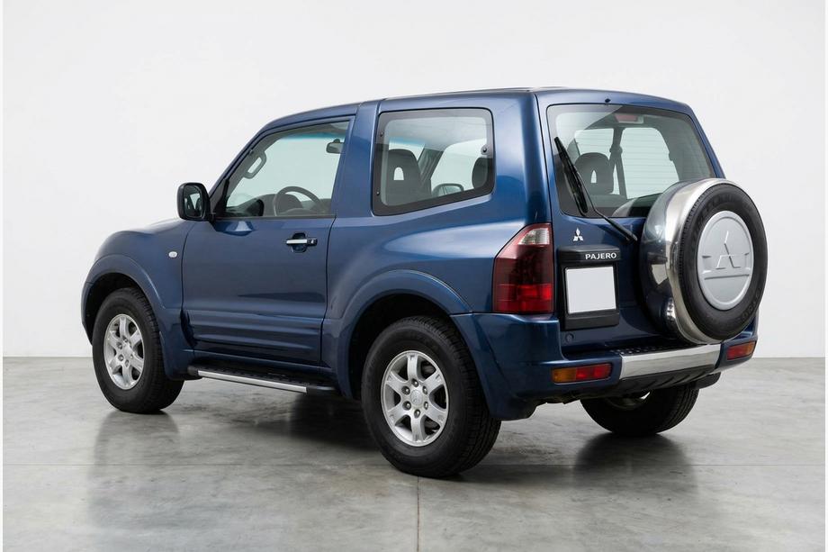 Mitsubishi Pajero Wagon III 1999–2006 Bočné nášľapy Duru (2 ks, hliník) Image